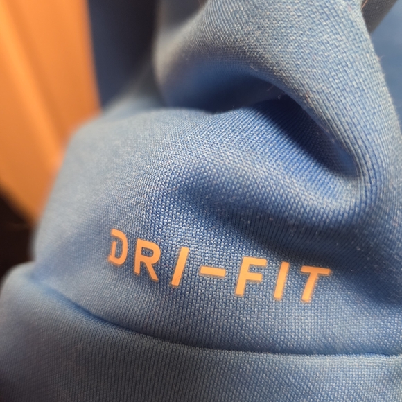 Nike Men's Blue Hoodie - Picture 2 of 6